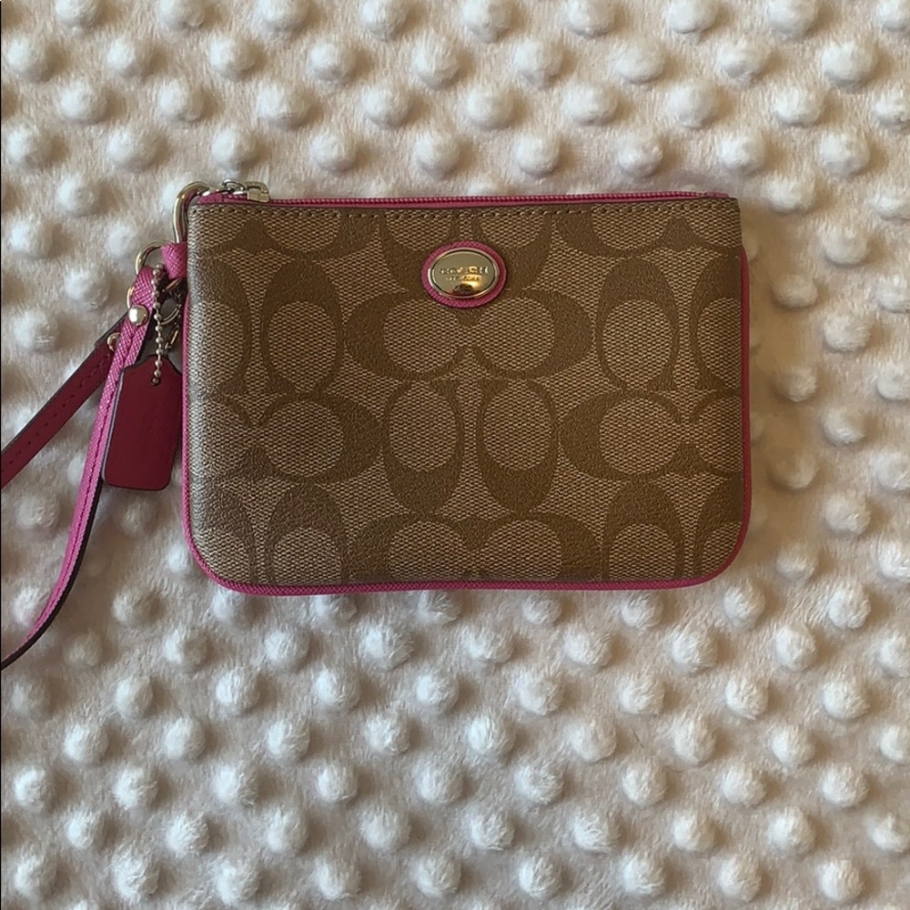 COACH Small Wristlet in Signature Print